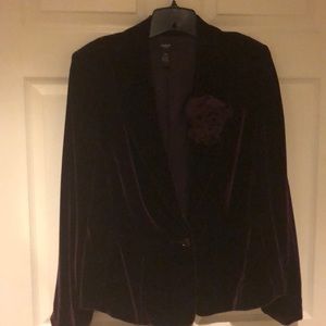 Alfani Burgundy Velvet Blazer excellent condition